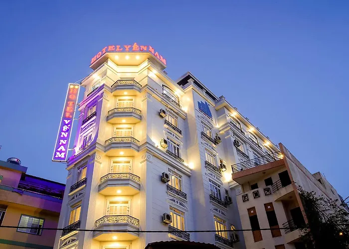 RedDoorz Yen Nam Hotel Nguyen Trong Tuyen